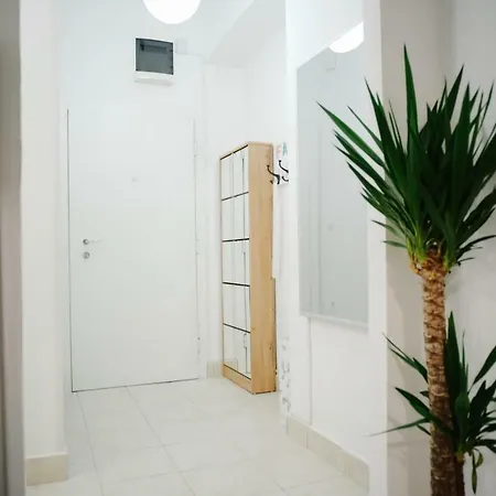 Meet You At The Opera Apartma Ljubljana