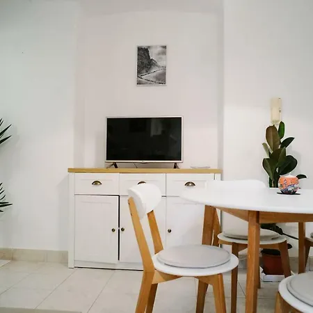 Meet You At The Opera Apartma